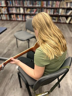 Home Schooler receives Acoustic Guitar Lessons